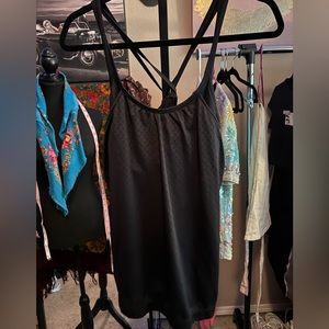 Athleta Work Out Top With Built In Bra (black)